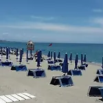 Villaggio Il Carlino Hotel 3*