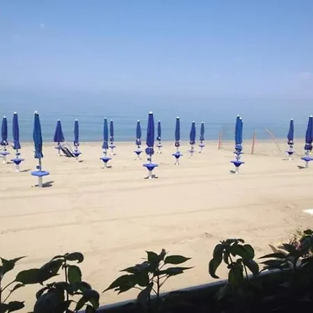 Villaggio Il Carlino Hotel