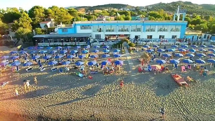 Hotel Villaggio Il Carlino